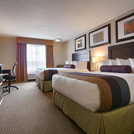 Best Western Bonnyville Inn & Suites Екстер'єр фото