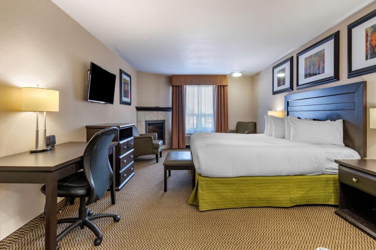 Best Western Bonnyville Inn & Suites Екстер'єр фото