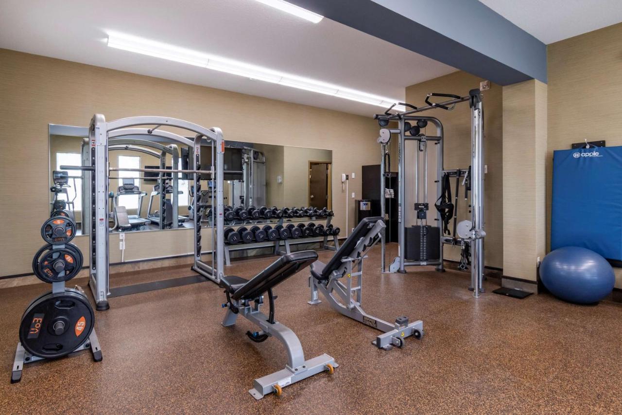 Best Western Bonnyville Inn & Suites Екстер'єр фото