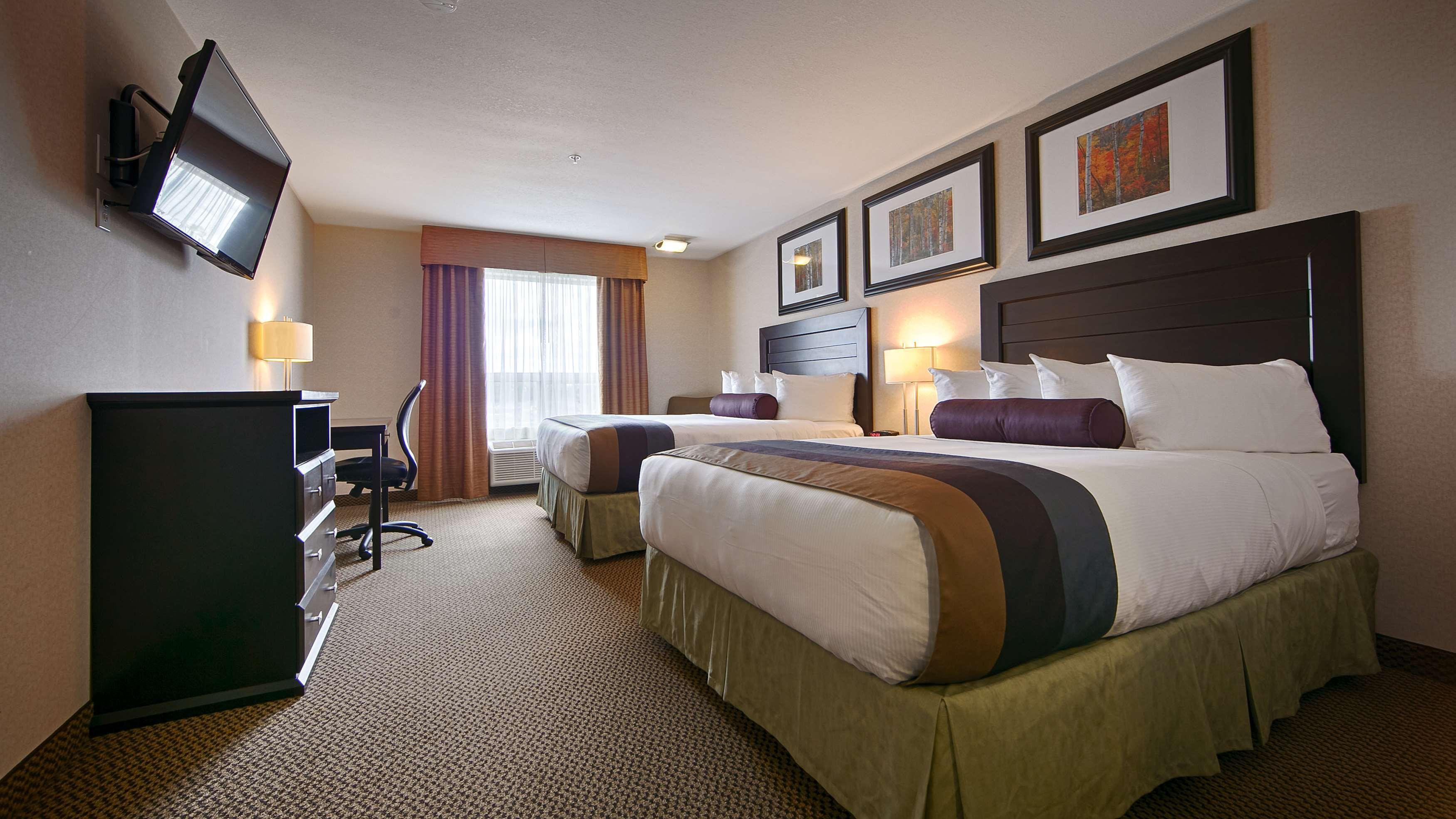 Best Western Bonnyville Inn & Suites Екстер'єр фото